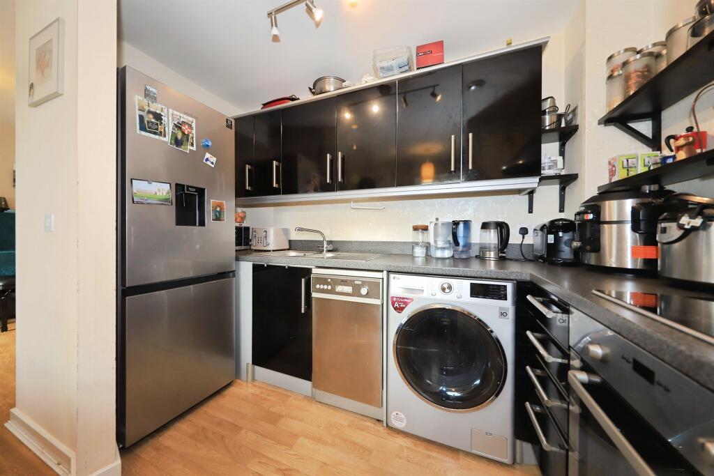 Apartment in Wolverhampton - View 3