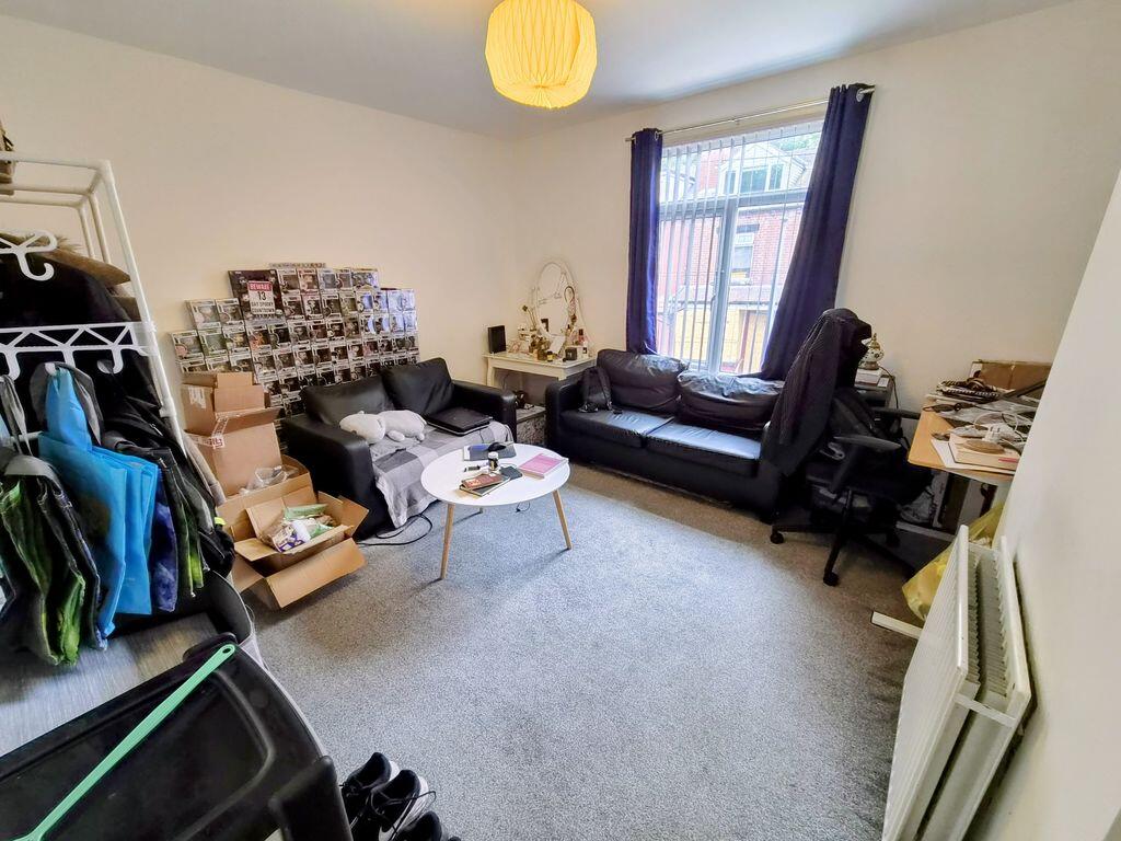 House in Leeds, Burley - View 2