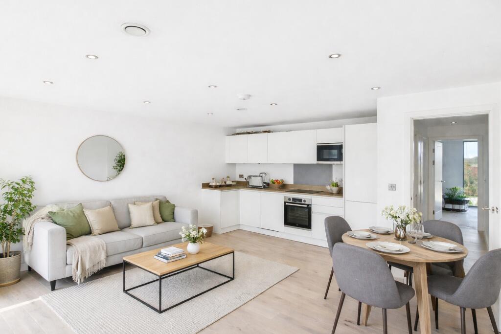 Main image of property: Station Road, Gerrards Cross, Buckinghamshire, SL9