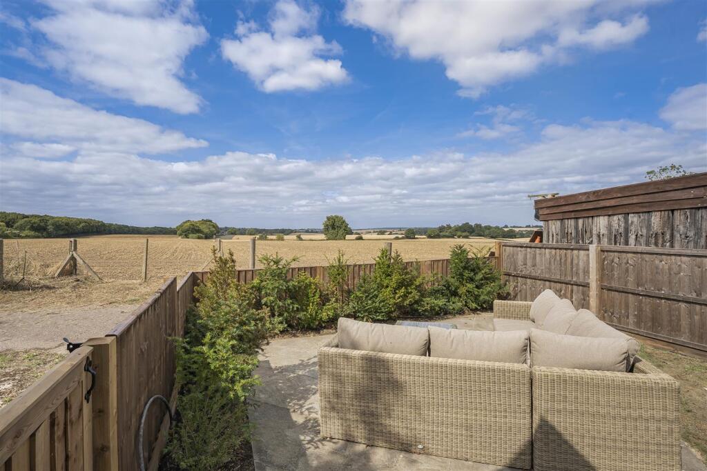 Additional image 20 of Two Oaks Drive, Welwyn