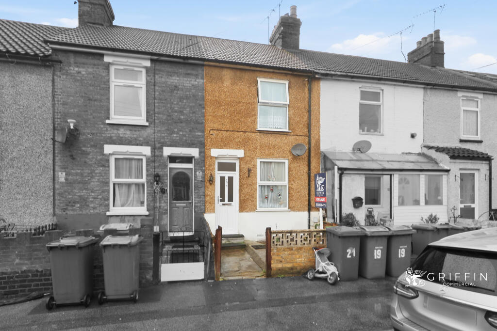 Main image of property: Richmond Road, Grays, RM17