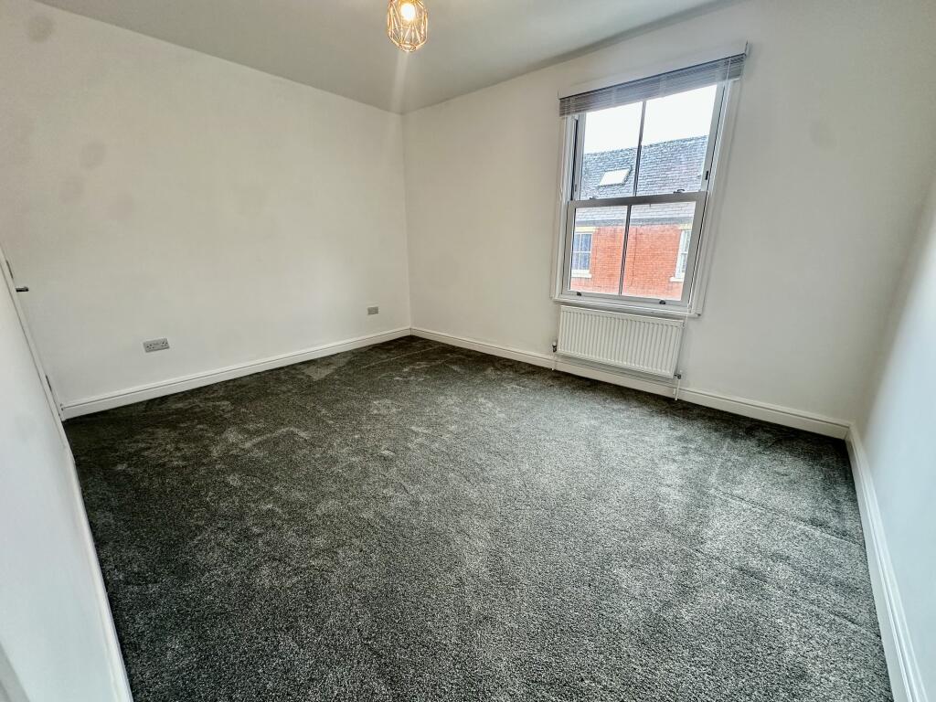 House in Sheffield, South Yorkshire - View 4