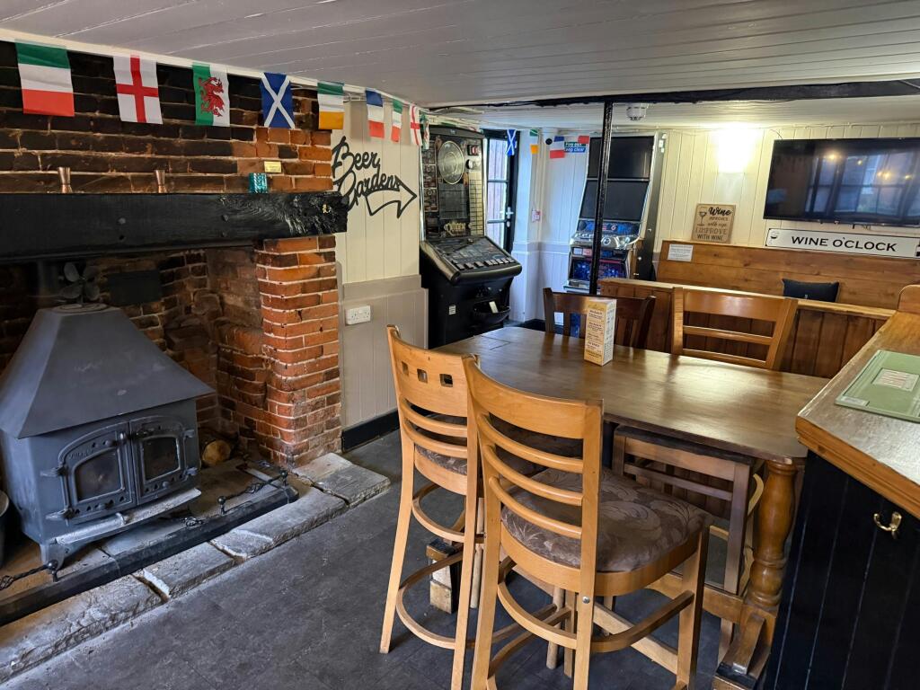 Left side bar trade area.jpg