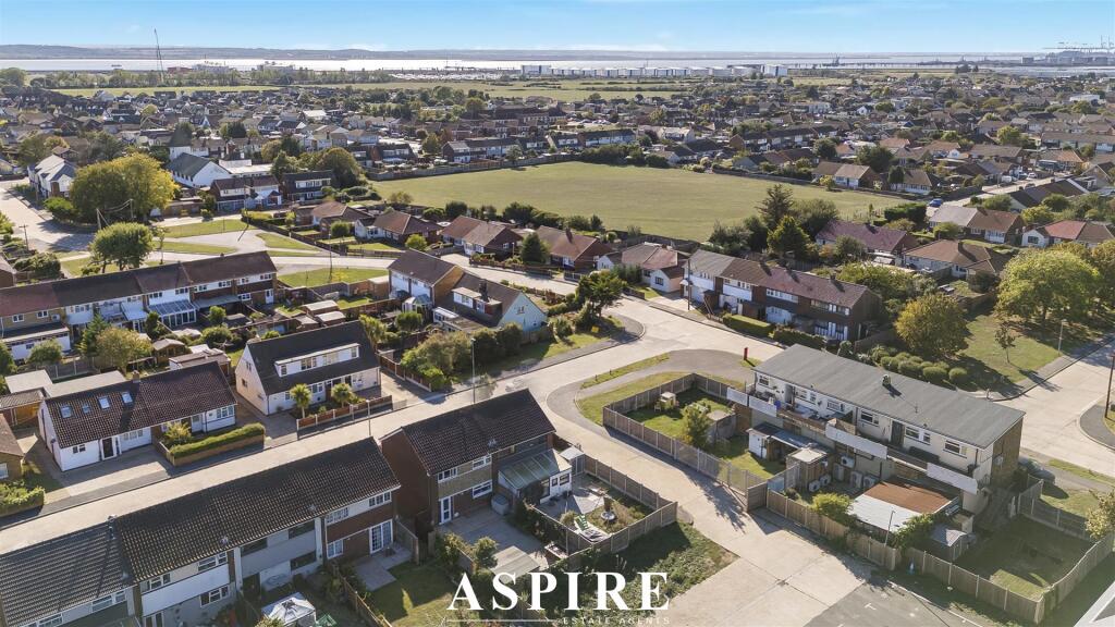 Little Gypps Road, Canvey Island photo 2