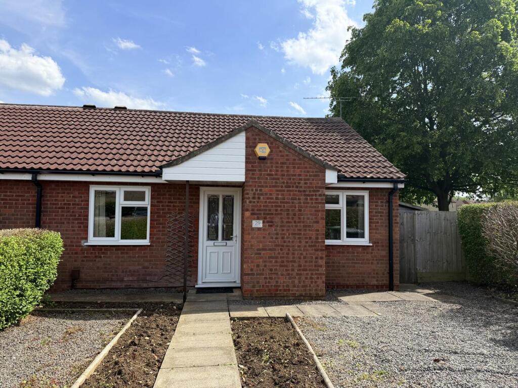 Main image of property: 29 Atwater Grove, Lincoln