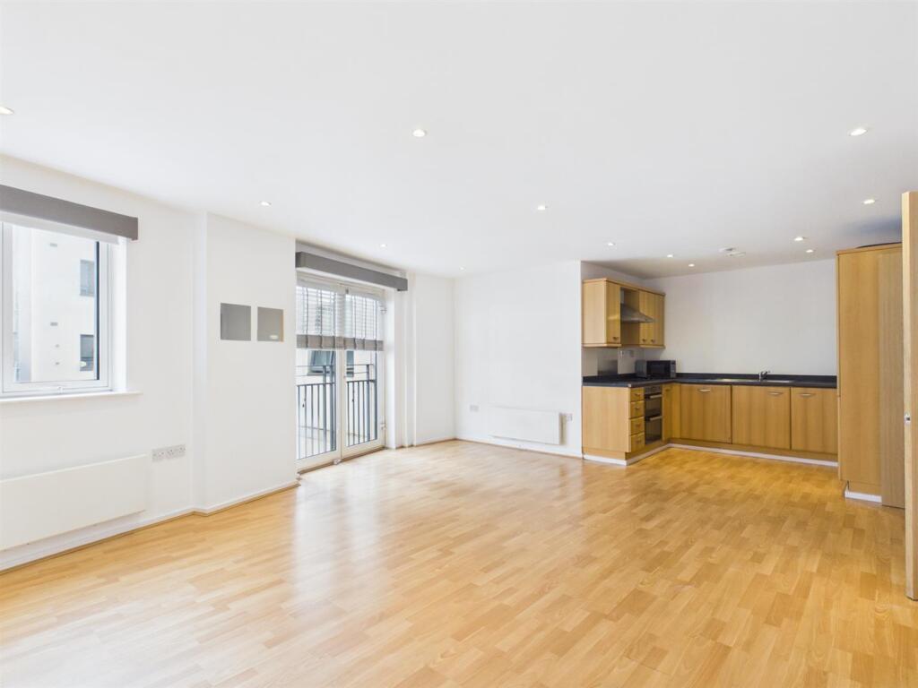 Apartment in Leamington Spa, Milverton, Royal Leamington Spa - View 4