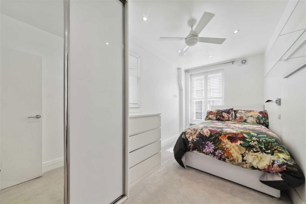 Apartment in London - View 4