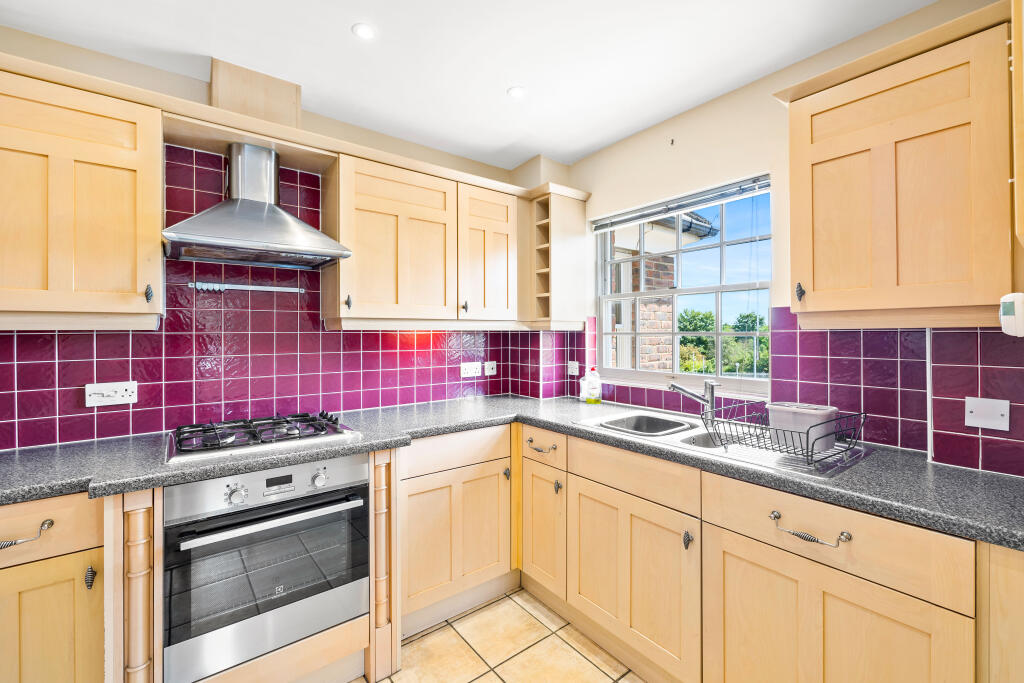 Main image of property: Ref: SM - Station Road North, Merstham, RH1 3DJ