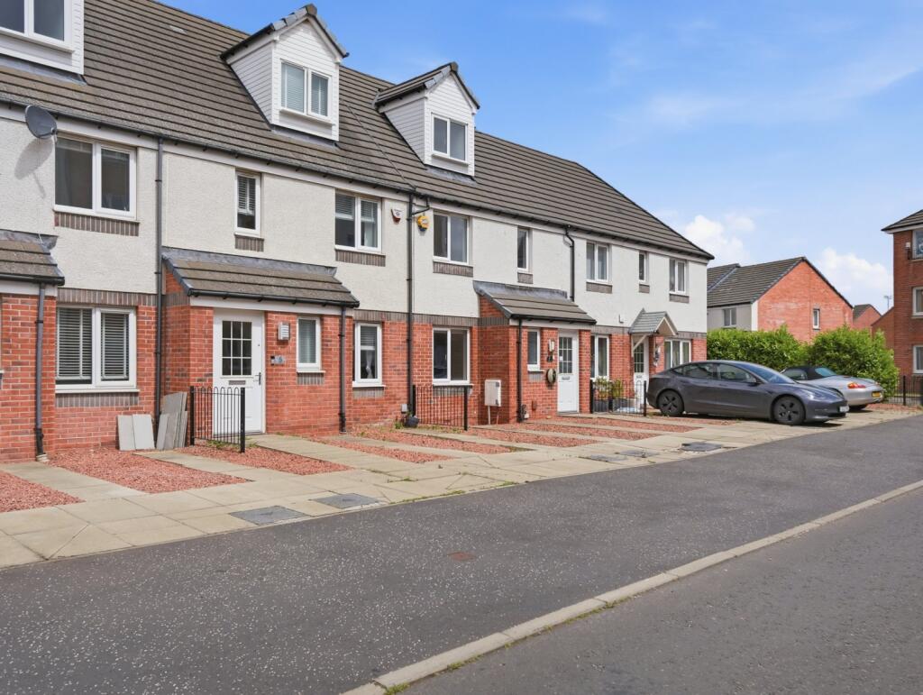 Main image of property: 7 Dunipace Road, South Gyle, Edinburgh, EH12