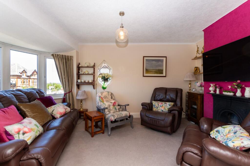 Roumania Drive, Llandudno, Conwy, LL30 photo 4