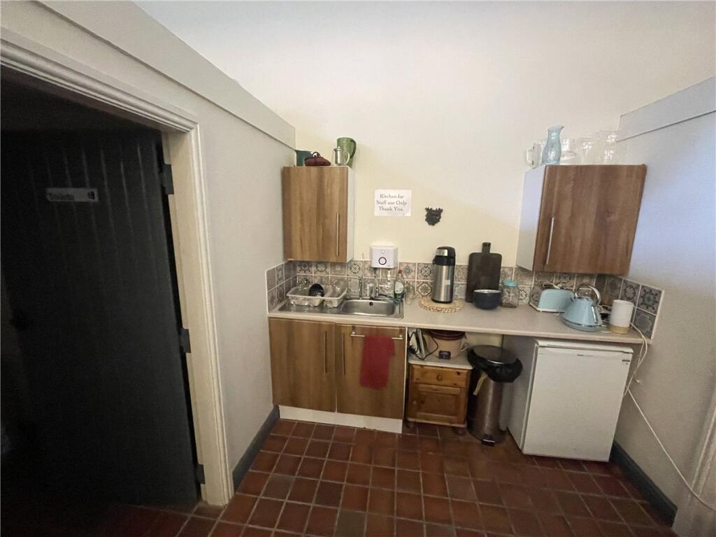 Communal Kitchen