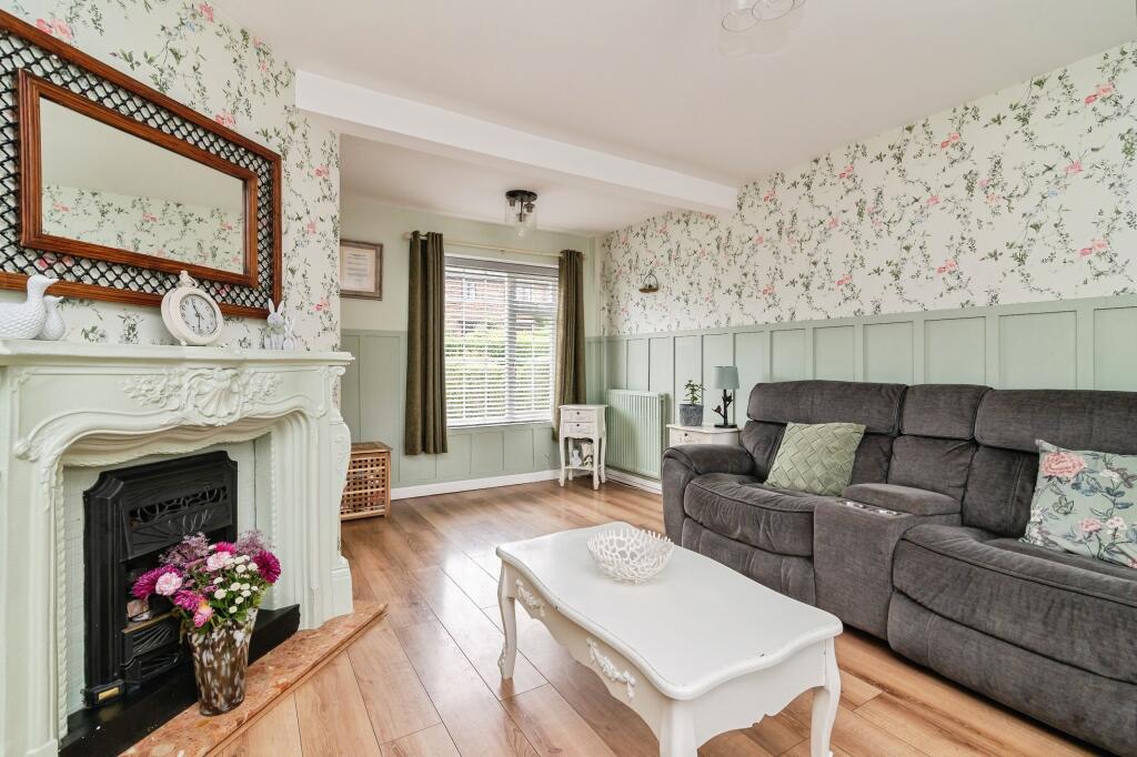 House in Nottingham, Bilborough - View 4