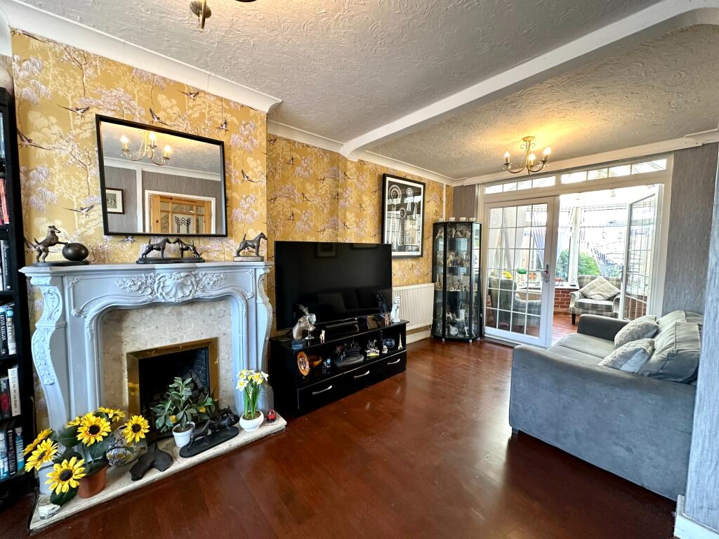House in Sandwell, West Midlands - View 3