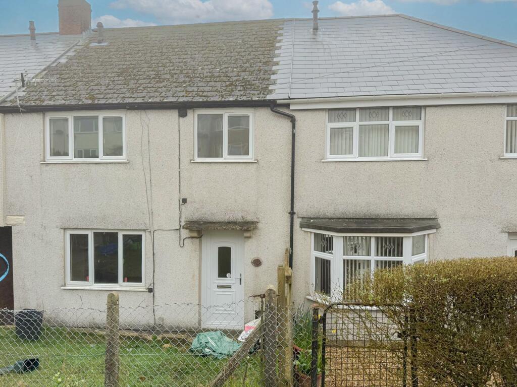 Main image of property: Brynglas Avenue, Pontllanfraith, NP12