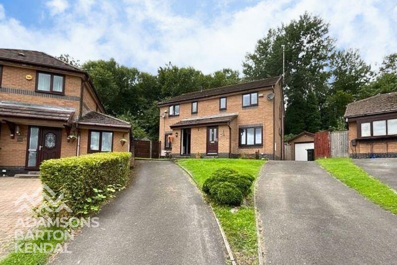 Main image of property: 34 Harland Way, Norden, Rochdale OL12 7GQ 