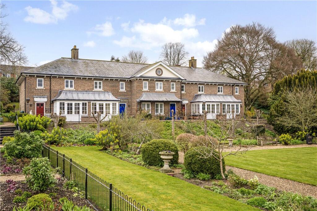 Main image of property: Wye House Gardens, Barn Street, Marlborough, Wiltshire, SN8