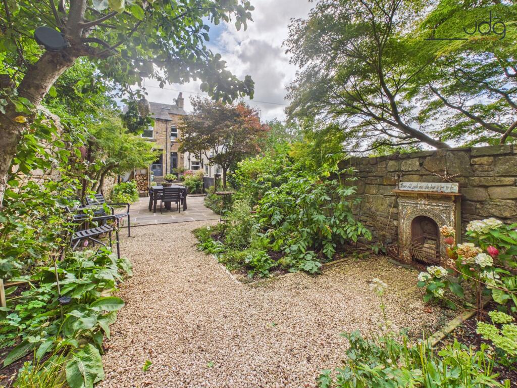 House in Lancaster - View 2