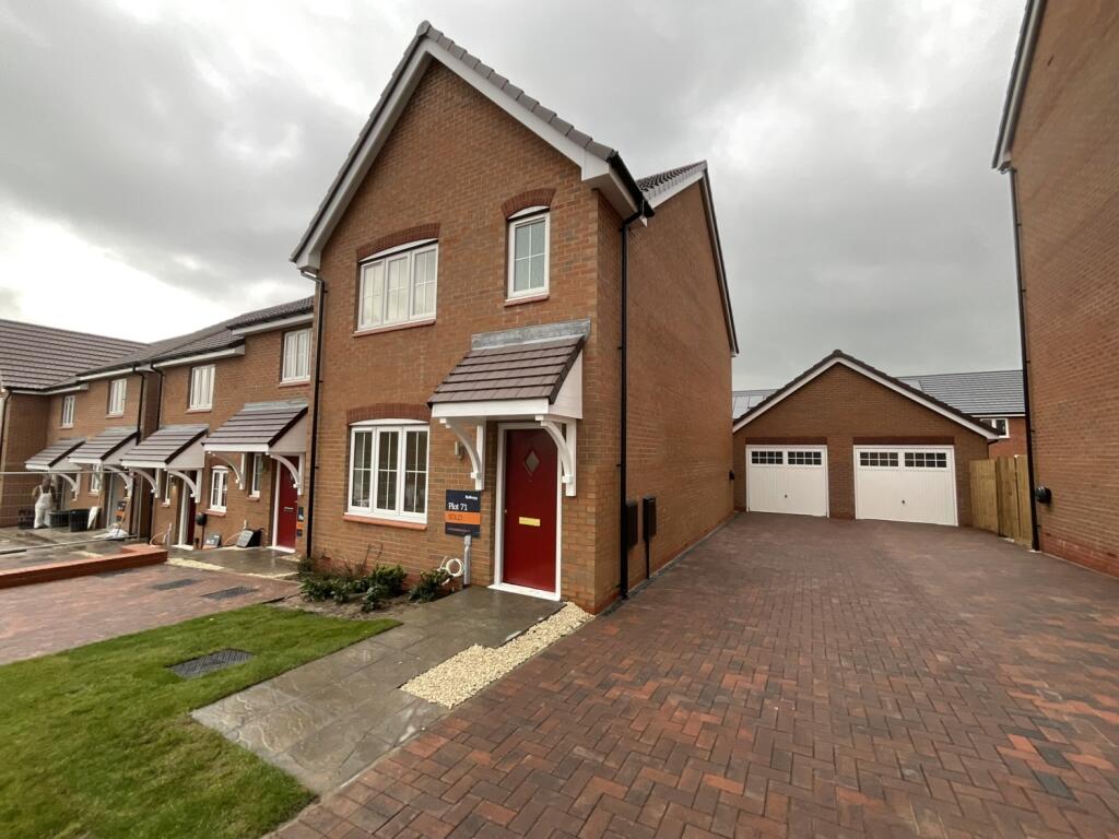 Main image of property: 42 Wedgewood Crescent , Shrewsbury, Shropshire, SY3 6PP