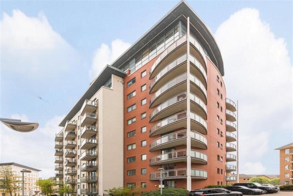Main image of property: Galaxy Building, Crews Street, E14