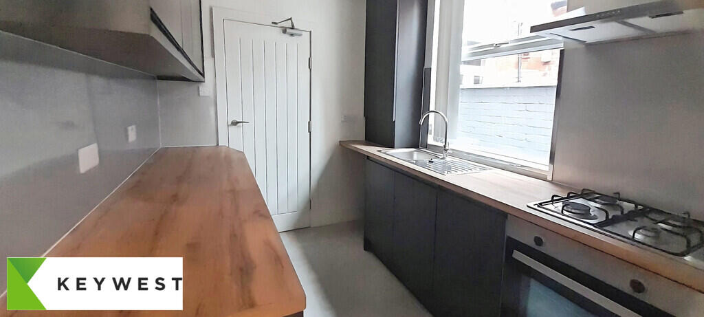 House in Leicester - View 5