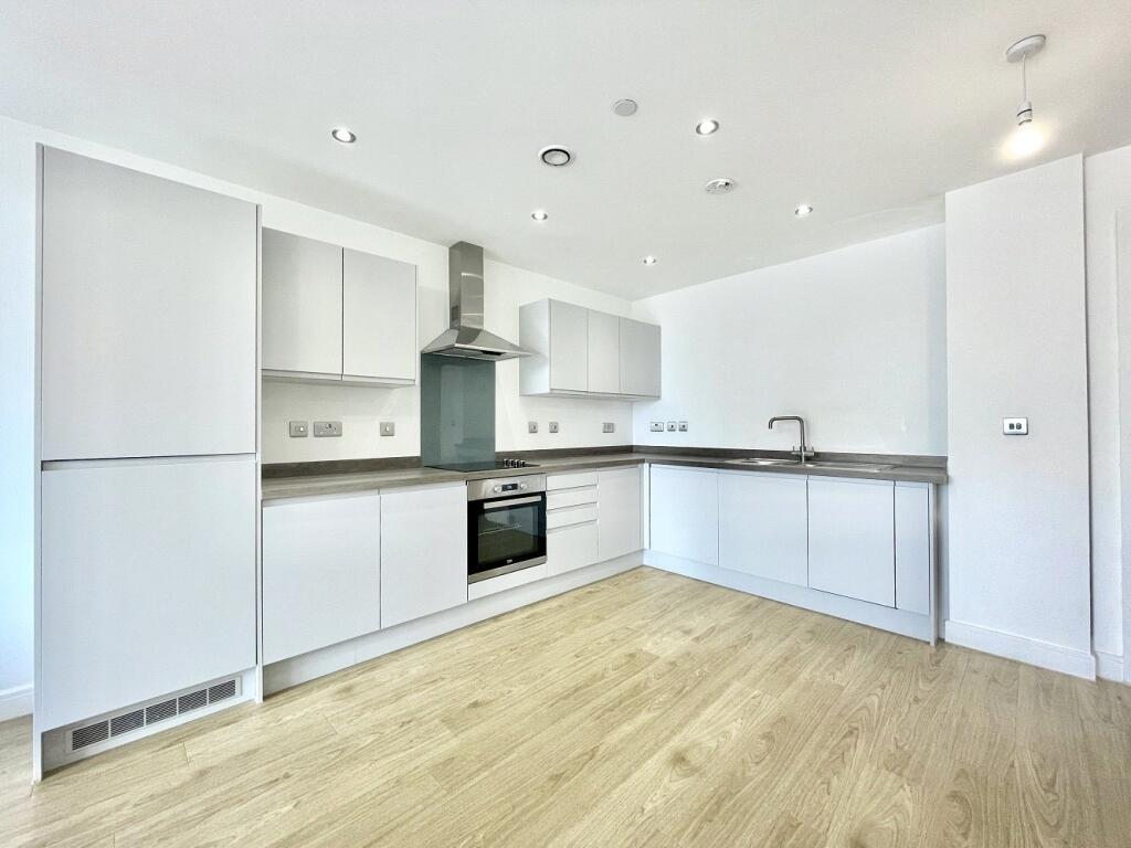 North Central, 9 Dyche Street, Manchester, M4 photo 4