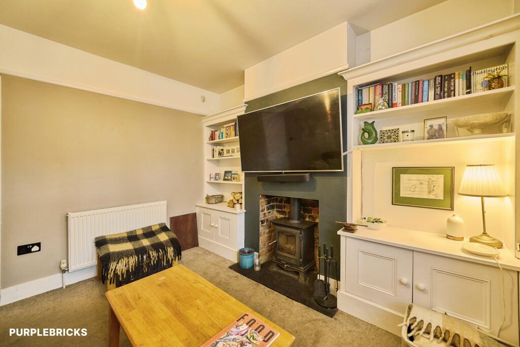 House in Runnymede, Egham Hythe - View 5