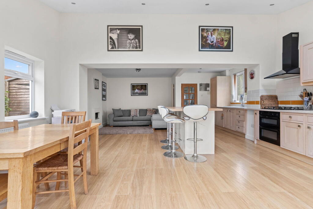 House in Worcester - More