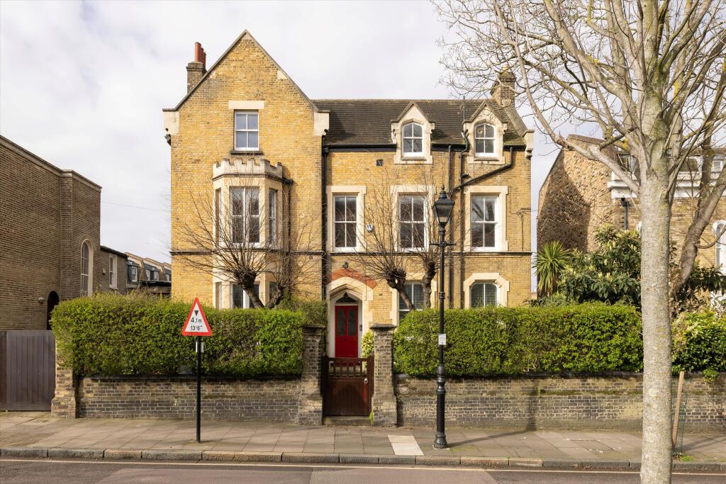 Main image of property: Coborn Road, London E3