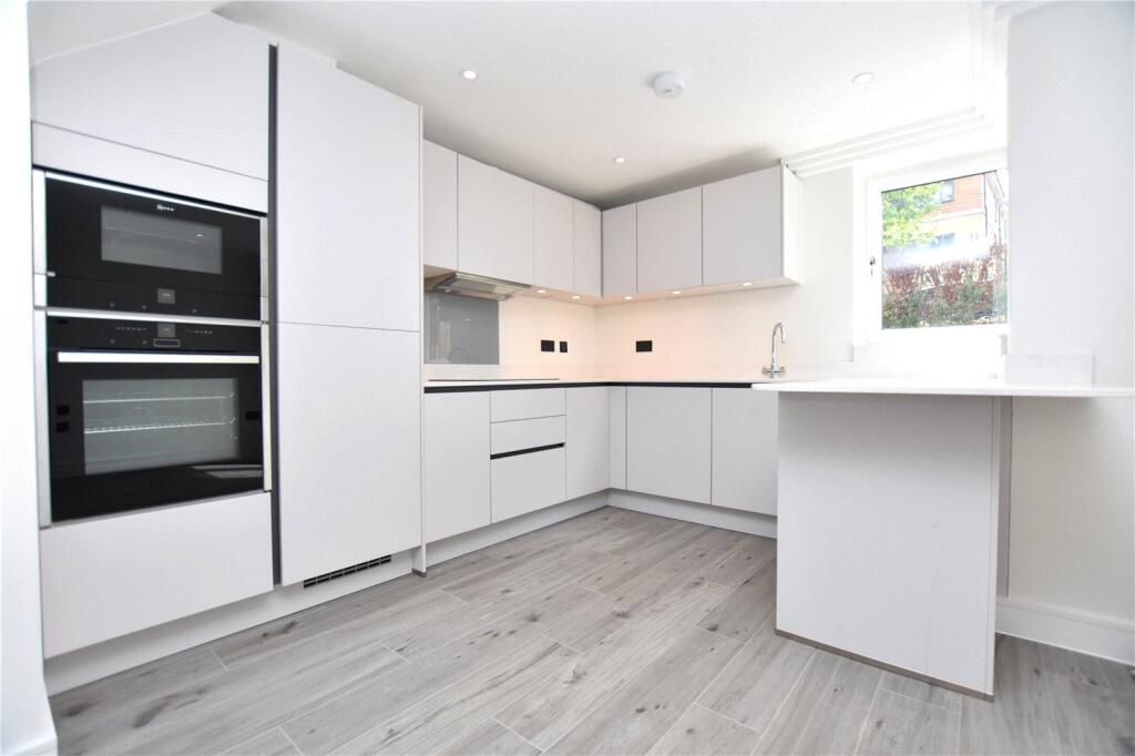Main image of property: South Norwood Hill, London, SE25