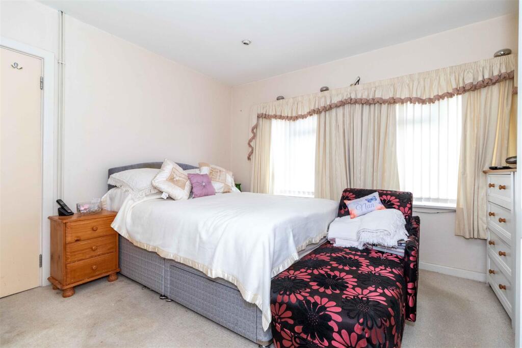 Cissbury Road, Worthing photo 5