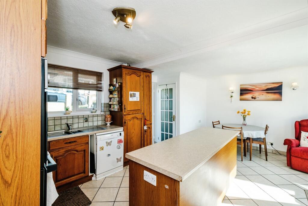 House in Brighton - View 5
