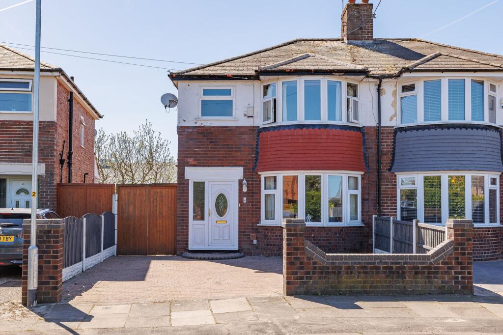 Main image of property: Grosvenor Road, Maghull, L31