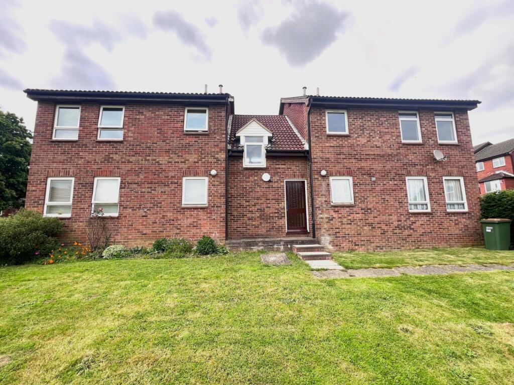 Main image of property: Lancaster Close, Bursledon, Southampton, Hampshire, SO31