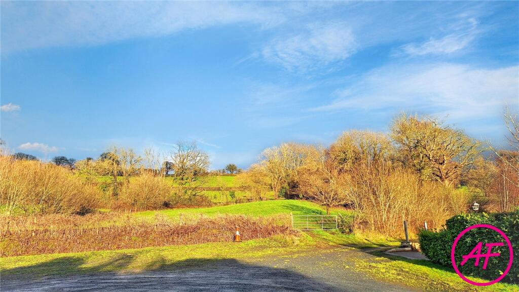 House in Llanrwst - View 5