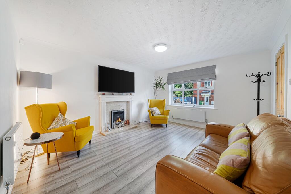 House in Bolton - View 5