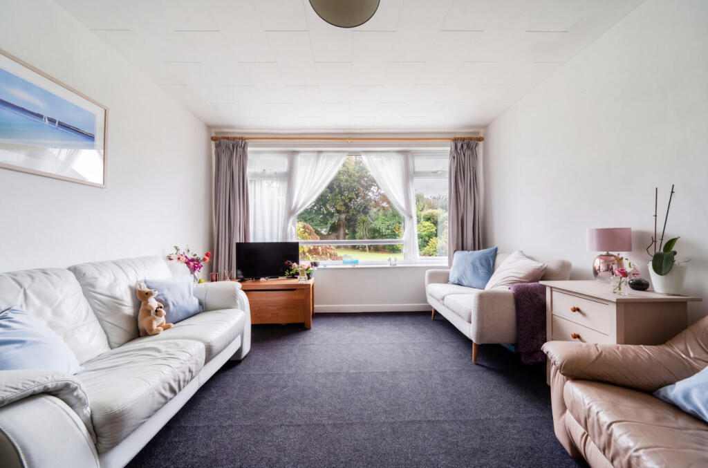 Apartment in Southampton, Upper Shirley - View 2