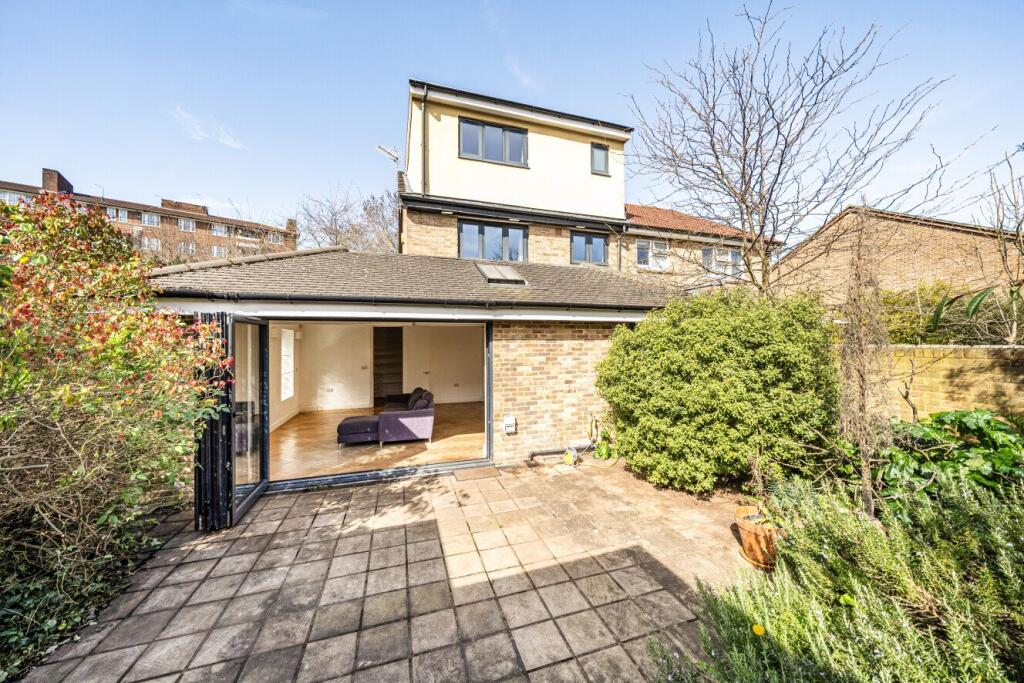 Main image of property: Westcott Road, Kennington, London, SE17