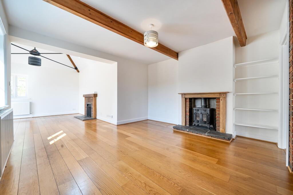 House in Redhill - View 5