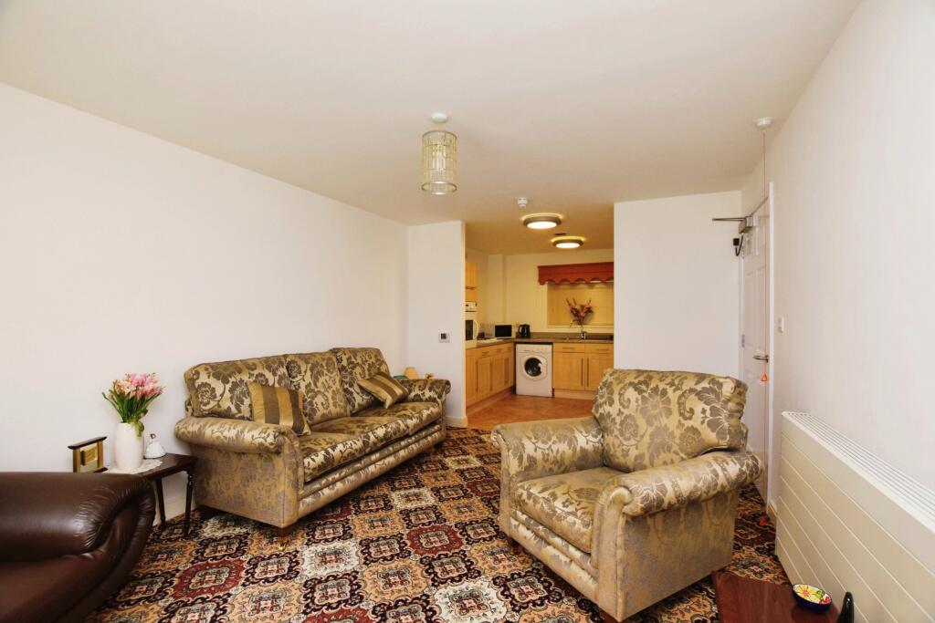 Heyeswood, Haydock, WA11 photo 3