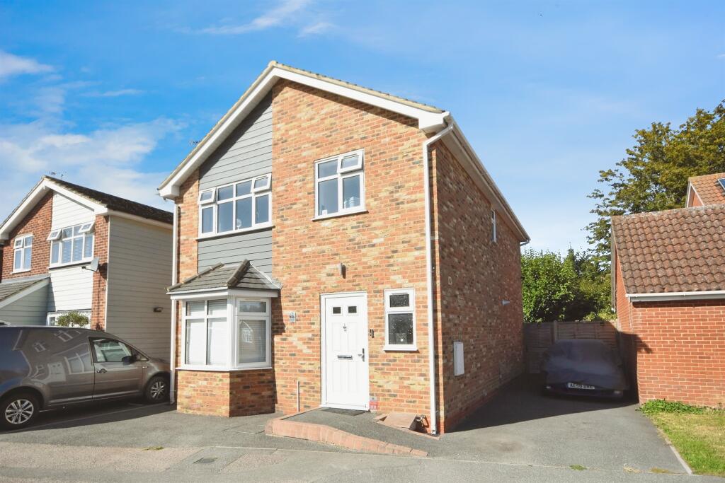 Main image of property: Longmead Avenue, Great Baddow, Chelmsford