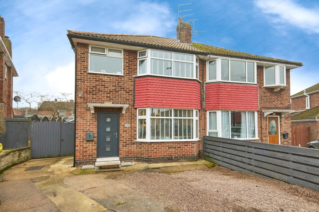 3-bed semi-detached on Woodthorpe Avenue, Derby, DE21, £250,000