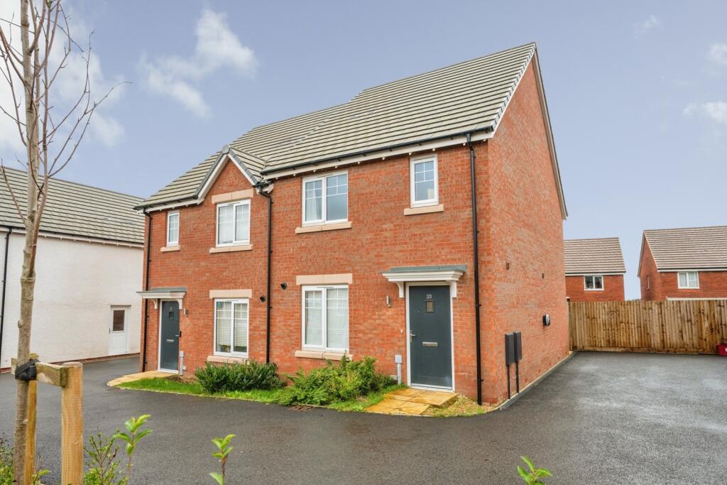 Main image of property: Brooklime Road, Warwick, Warwickshire, CV34