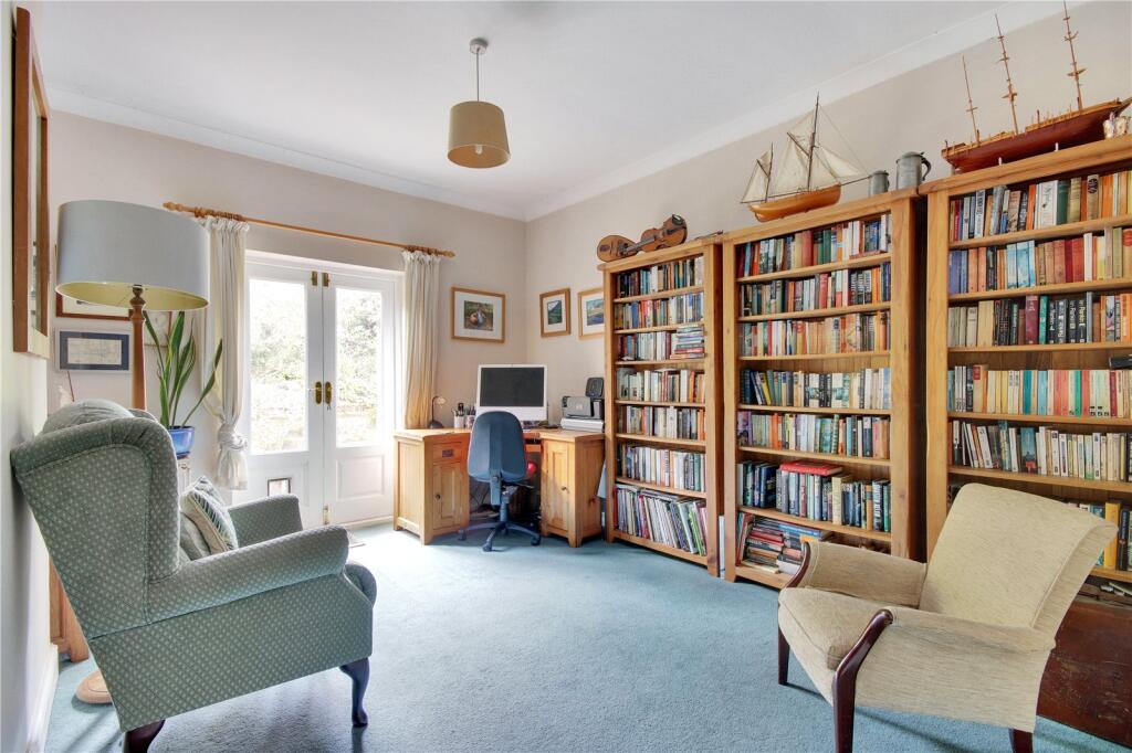 House in Sevenoaks, St John's - View 4