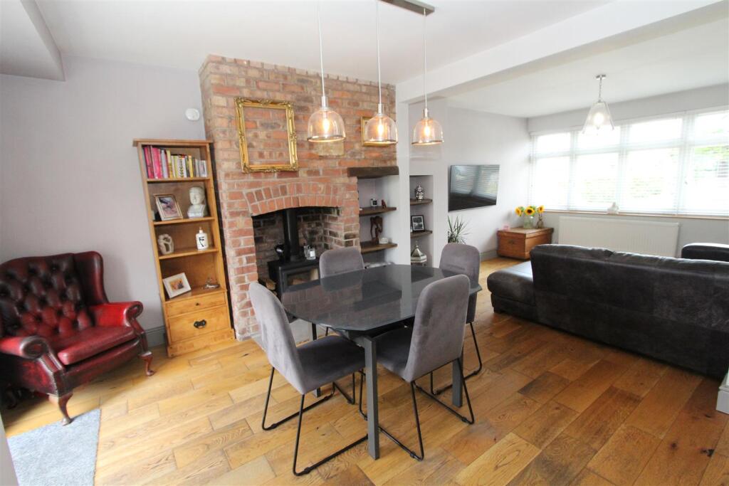 Smith Drive, Warrington photo 3