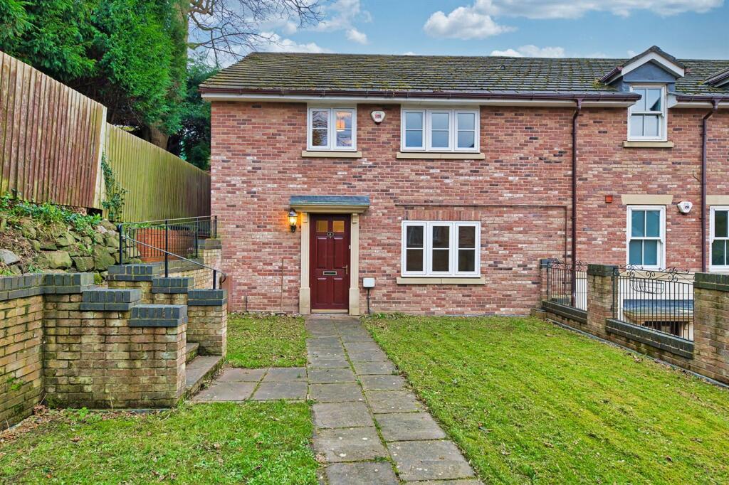 3-bed terraced on Mill Rise, Helsby, WA6, £350,000
