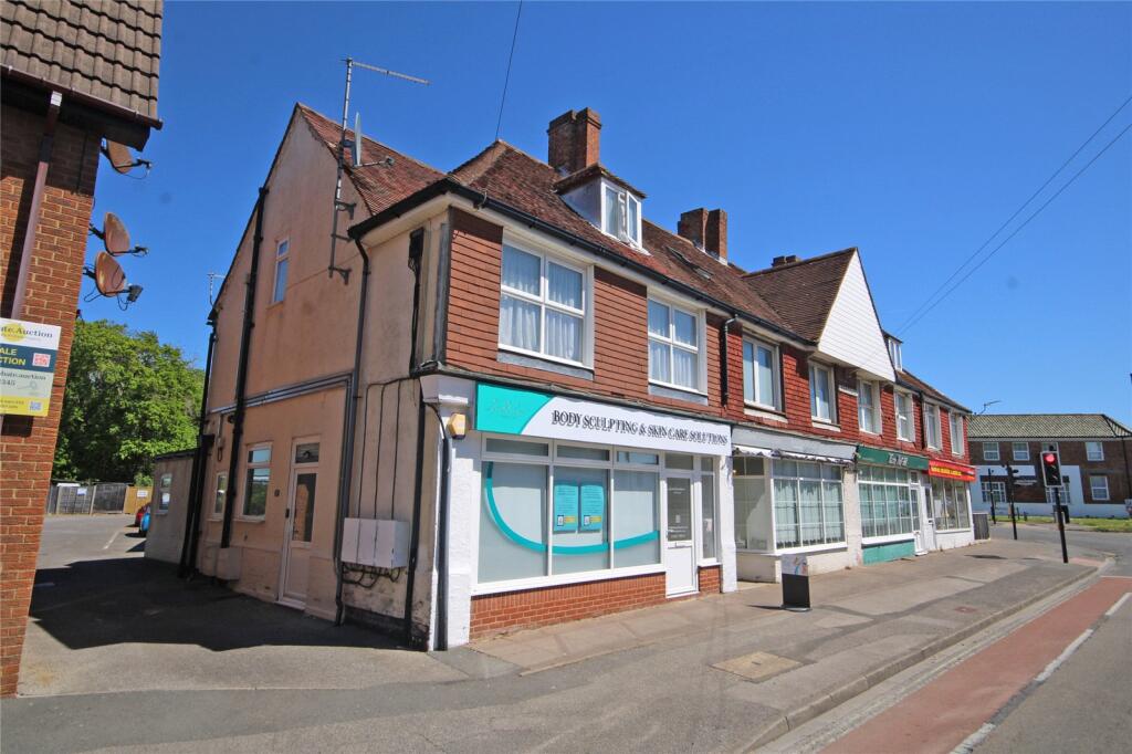 Main image of property: Lymington Road, New Milton, Hampshire, BH25