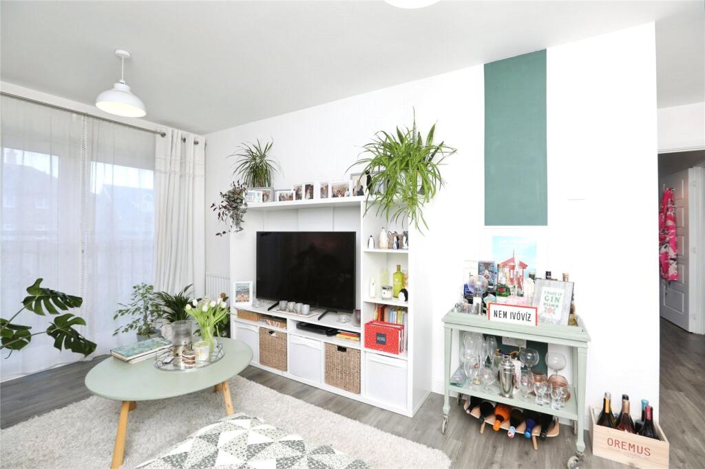 Main image of property: Rapson End, SITTINGBOURNE, Kent, ME10