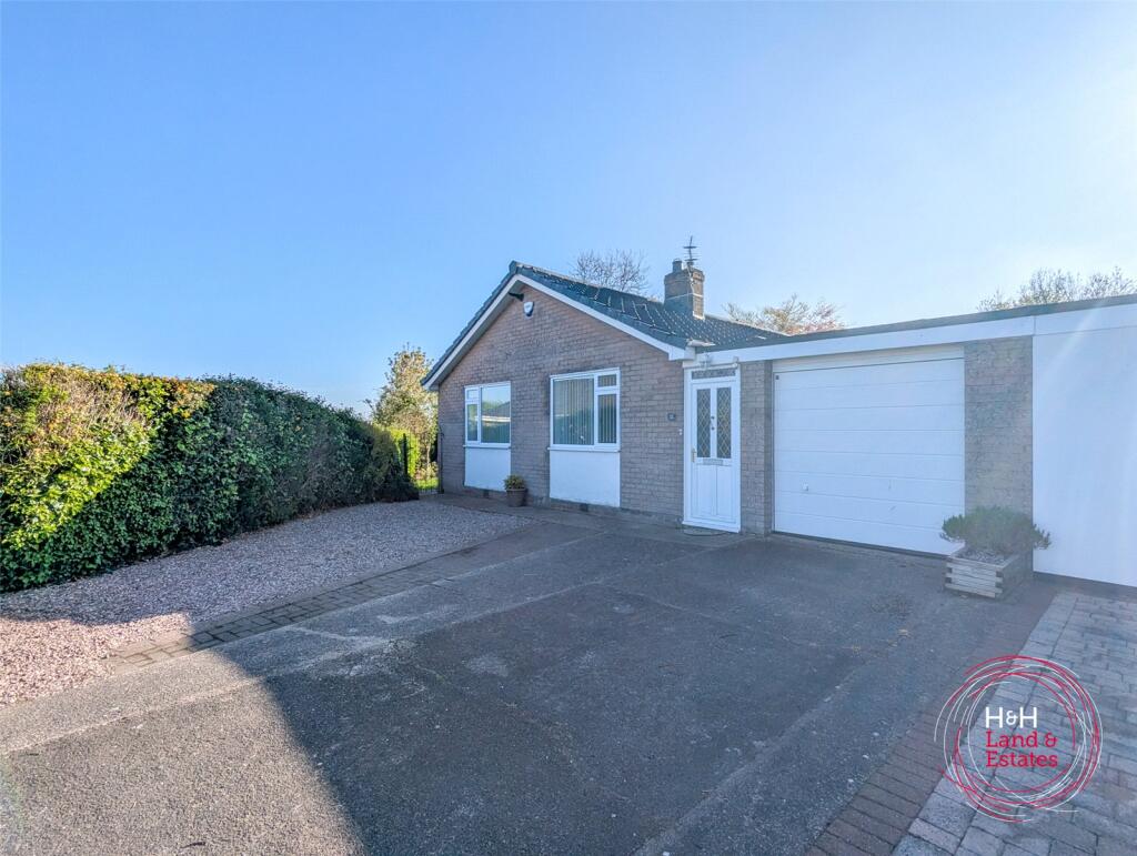 Main image of property: 32 Cawflands, Durdar, Carlisle, Cumbria