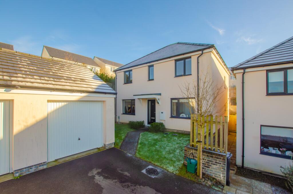 Main image of property: 5 Malthouse Drive, Bodmin, PL31 2UL Default