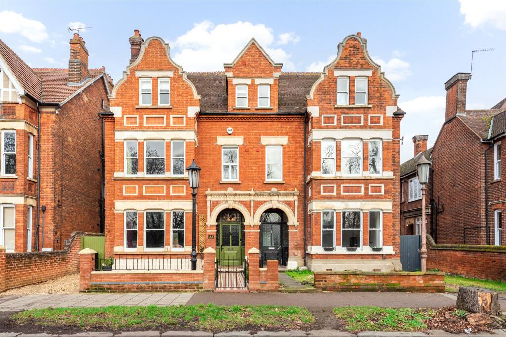 Main image of property: The Embankment, Bedford, Bedfordshire, MK40